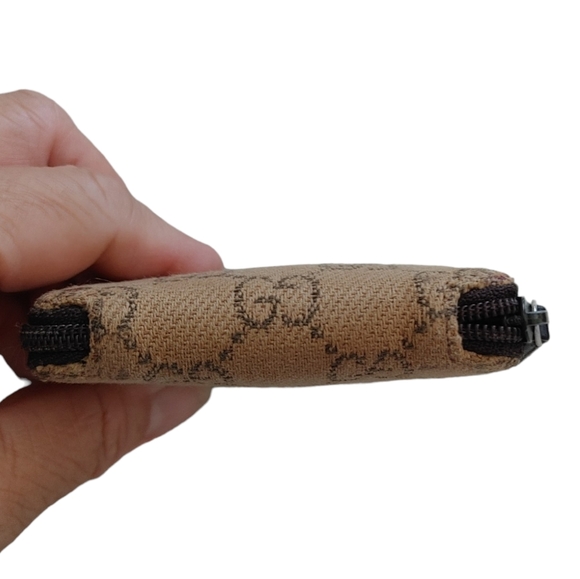 Gucci GG Canvas Coin Pouch - Picture 8 of 14